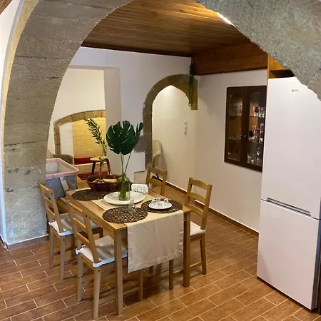 펜션 Skaros 하니아