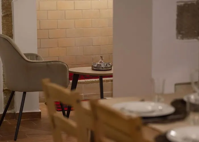 Skaros بيت للعطل *